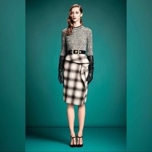 Gucci gray wool wrap skirt size EU 38 (US 2)